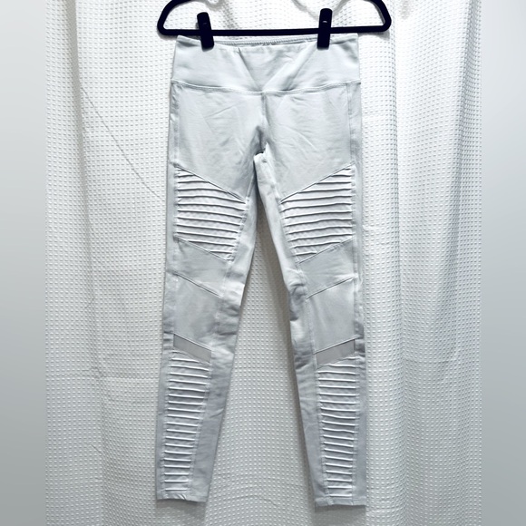 Alo Moto leggings, white, size small - Picture 3 of 6